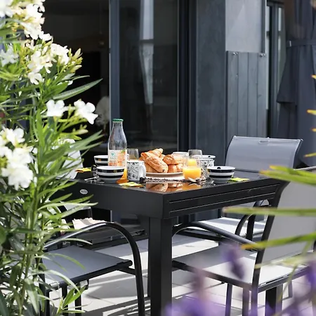Neuf Decore Avec Gout - Toit Terrasse Apartment